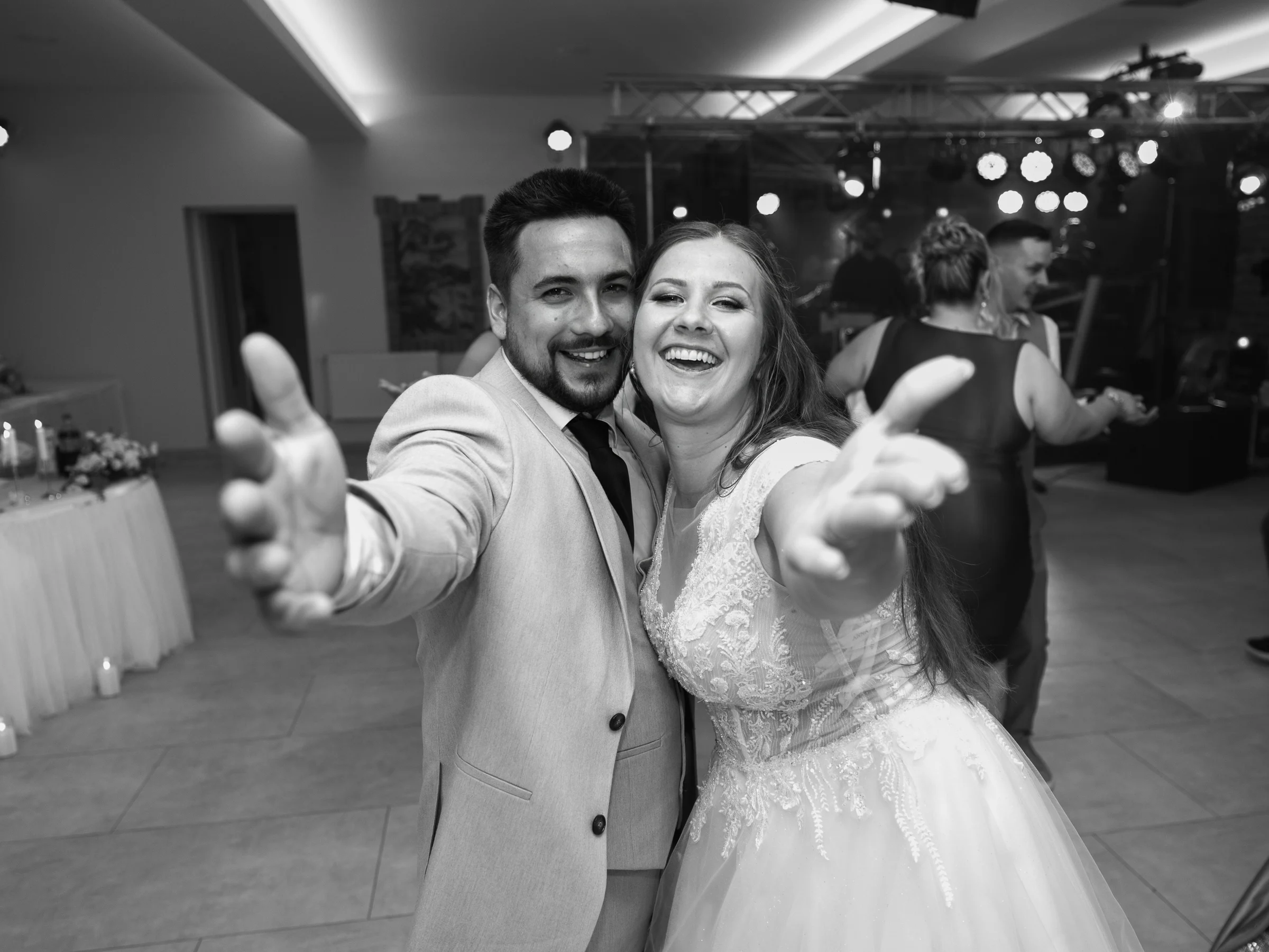 Svadbena proslava — fotografija 12
